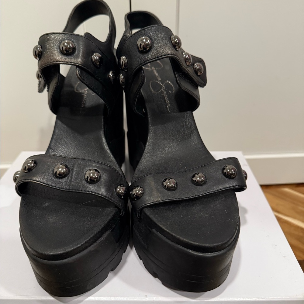 Jessica Simpson Black Platform Sandals size 8.5 (worn once) - Picture 2 of 9